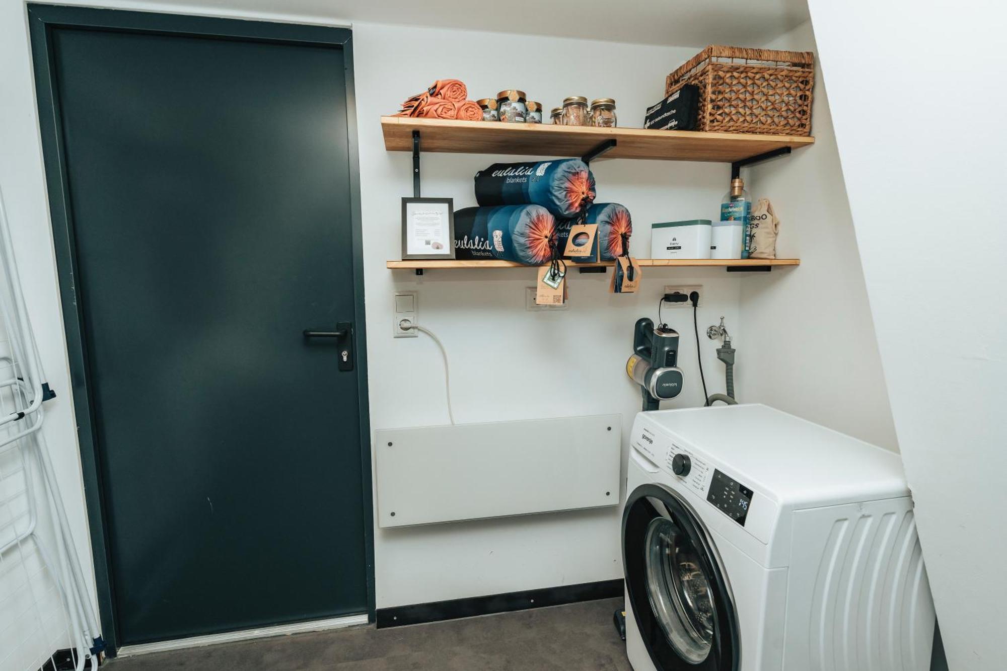 Ferienhaus Modernes Tinyhouse Trailer Am Waldrand - Mit Seezugang *